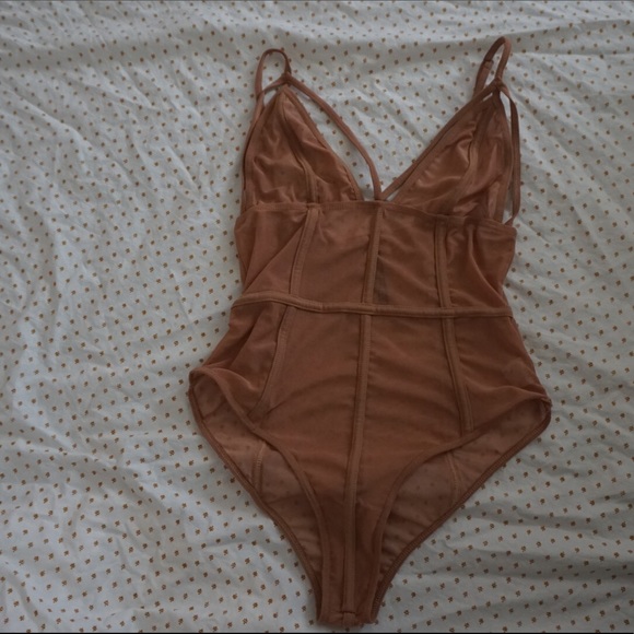 2 lace body suits - Picture 1 of 4